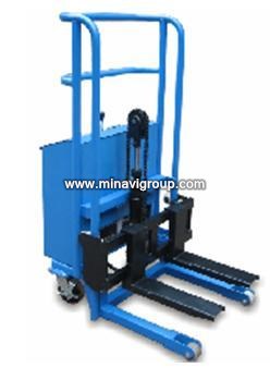 Click để xem hình đầy đủ Xe nâng cao điện XCE 02-120