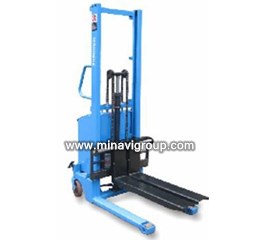 Xe nâng cao điện XCE 59-10